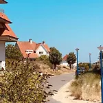 Trinity Newport نيوبورت