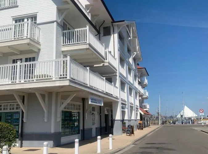 Trinity Newport 아파트 니우포르트